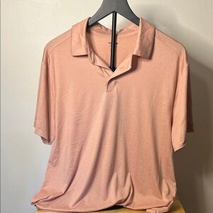 Old Navy Men's Polo Shirt in Light Pink